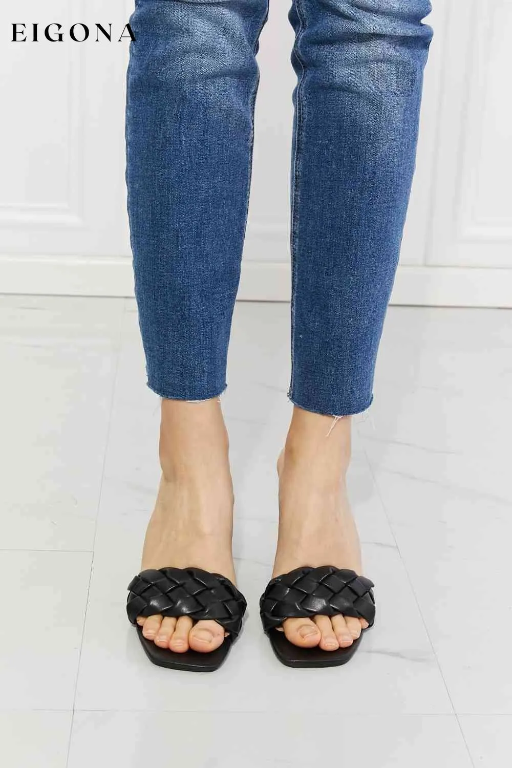 Braided Block Heel Sandals in Black