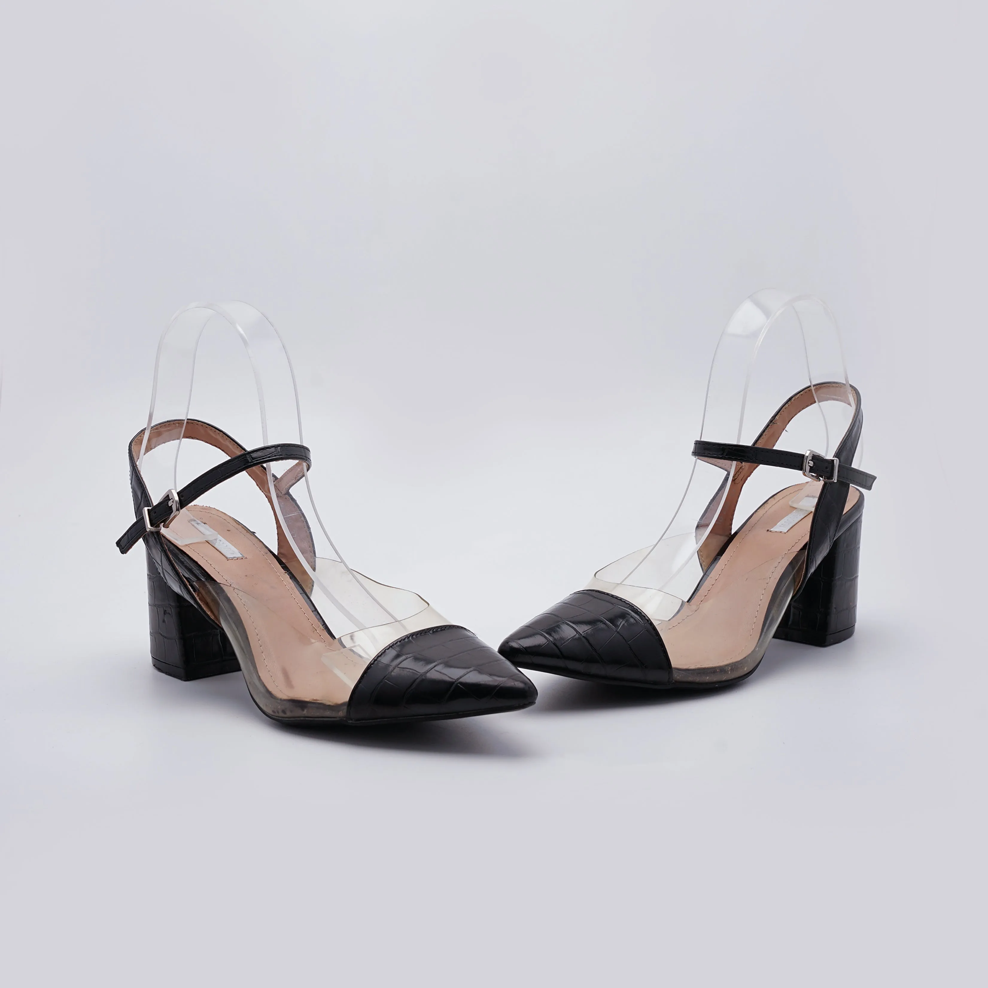 Buonarotti Pointed Toe Heel