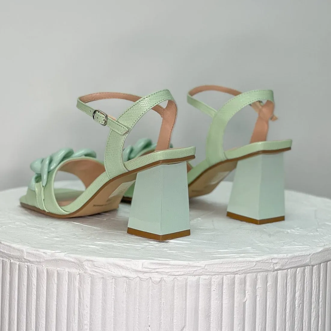 Diana - Mint