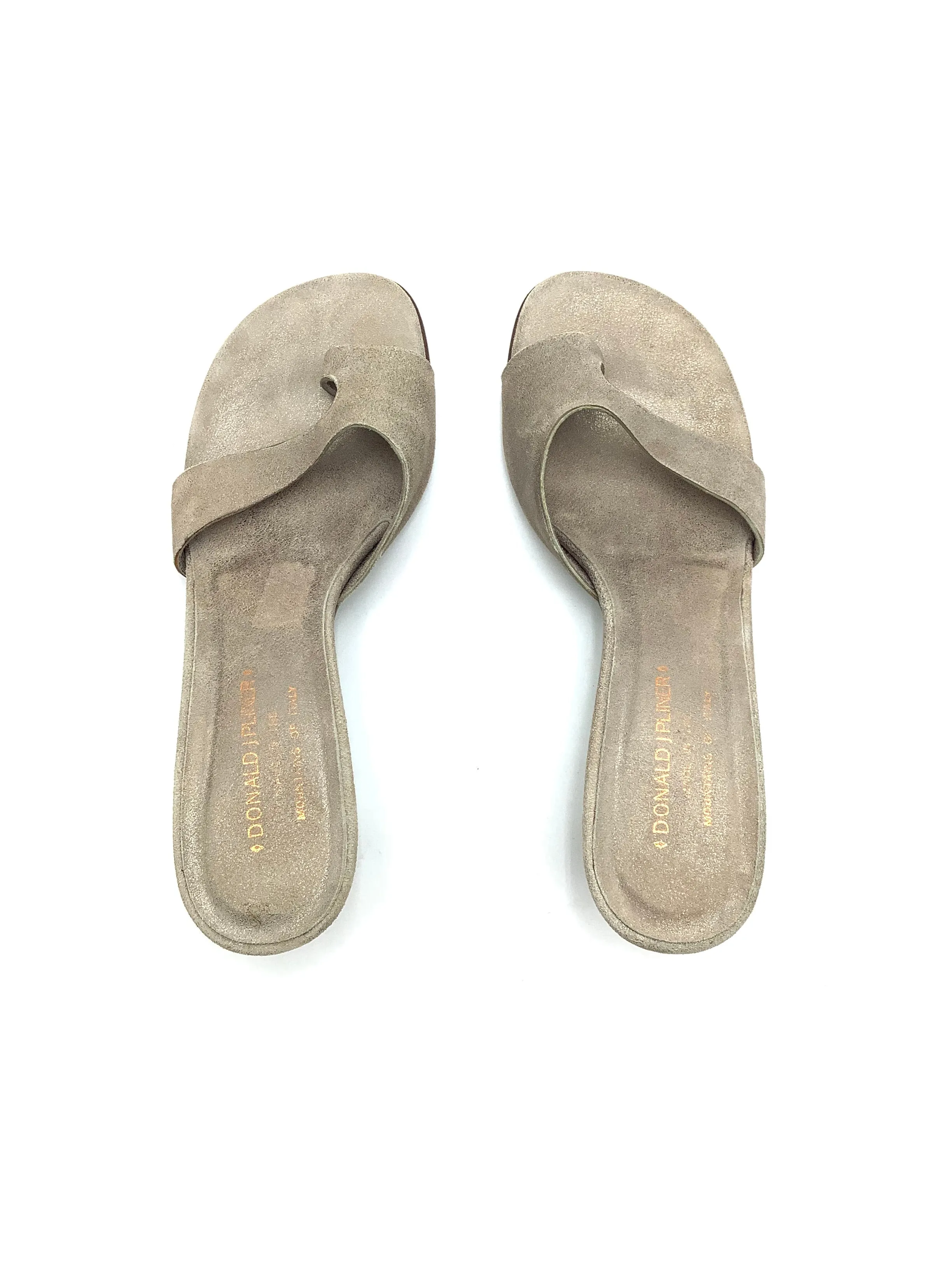 Donald Pliner Kitten Heel Slides  Gold  Size: 7.5"