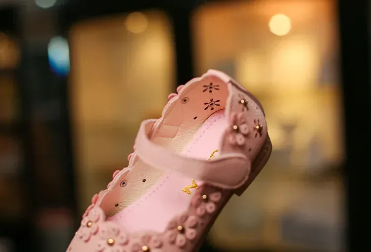 Flower Cut-Out Toddler Girl Flats