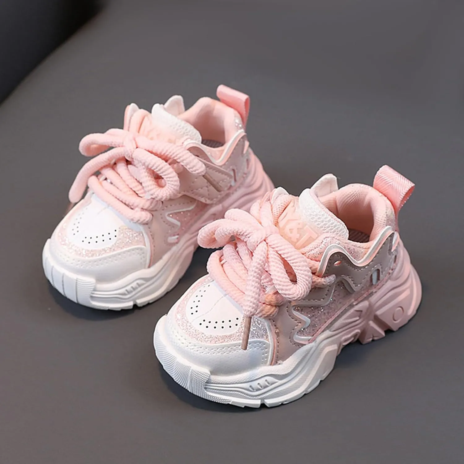 Kids Girls Tennis Shoes Lightweight Breathable Running Athletic Sneakers Comfortable Casual Light up Toddler Girls Shoes