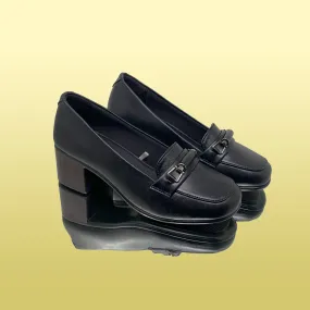 Sophisticated Block Heel Loafers - Classic Black